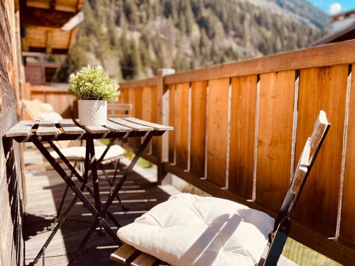 Chalet Le Petit Nicolas, Jacuzzi, Vue Mont Blanc Шамони Экстерьер фото